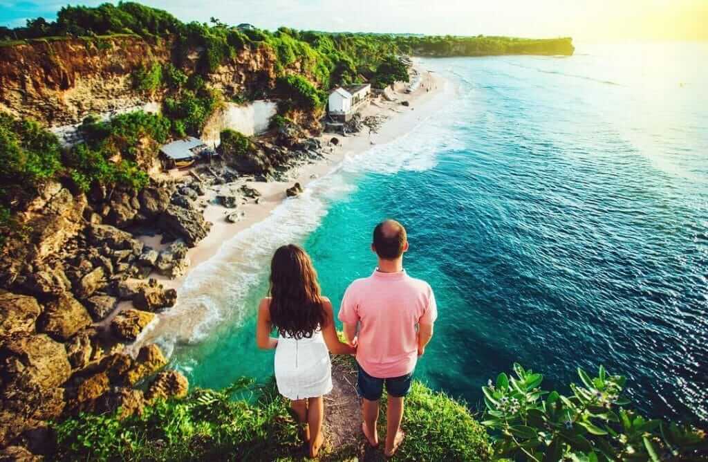 Rekomendasi Liburan Pantai & Beach Club di Pulau Bali